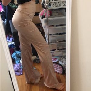 fashion nova pants... so cute!